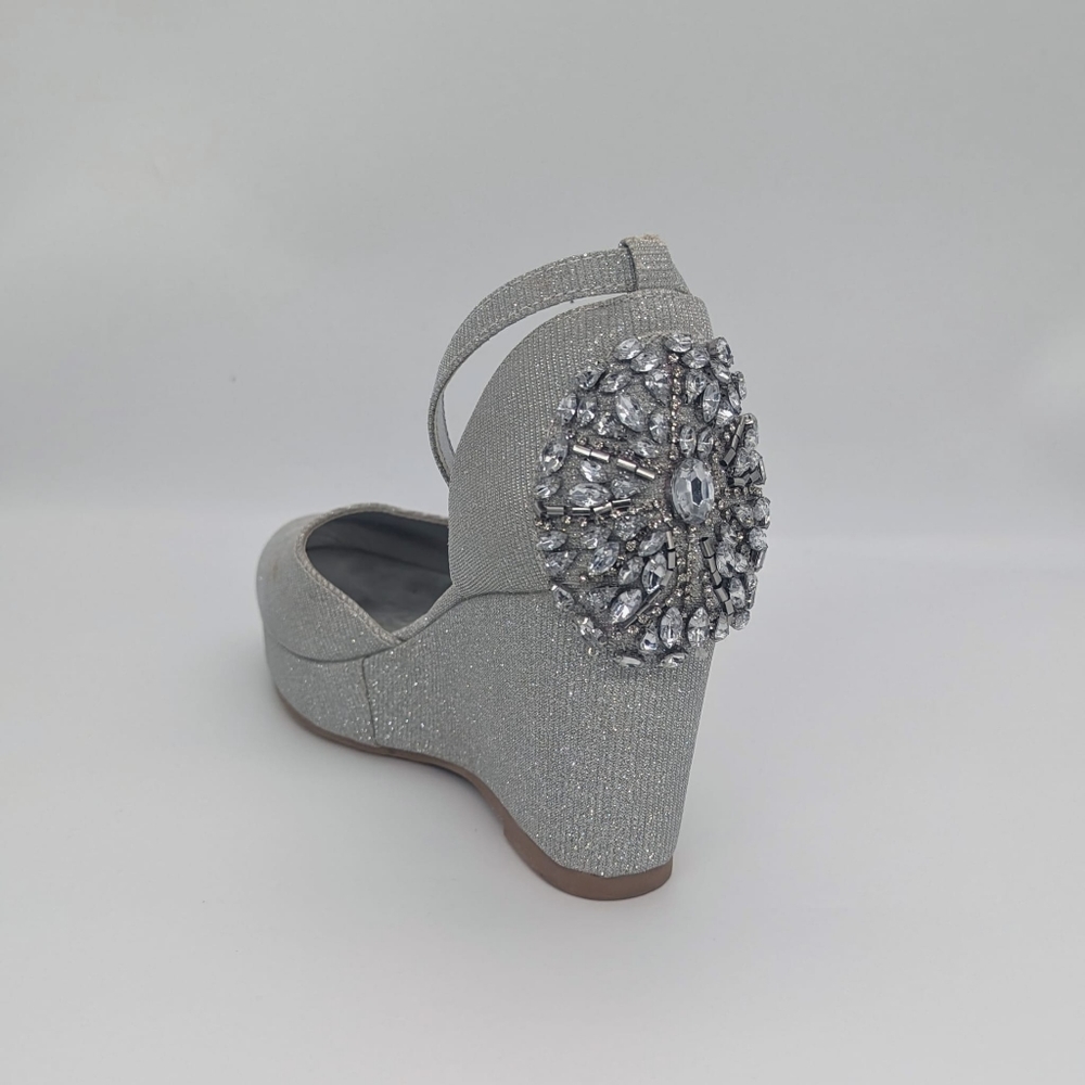 Bradley Mischka Sophia Jewelled Silver Shoes Size 4